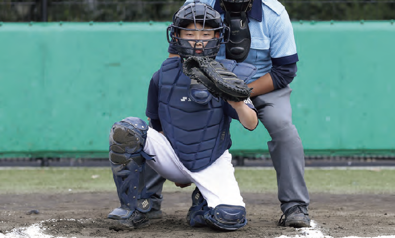 捕手の守備＝キャッチング3『少年野球　デキる選手はやっている「打つ・走る・投げる・守る」』