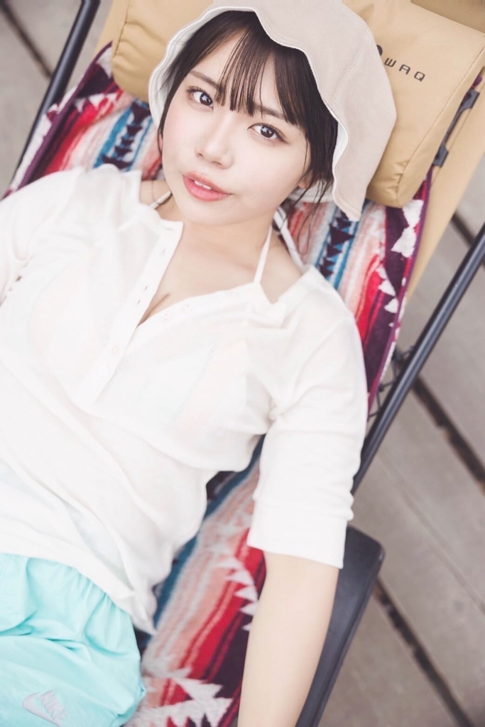 たにりか 1stデジタル写真集『週末ふたりキャンプ』先行カット (C)blueprint／撮影：藤本和典