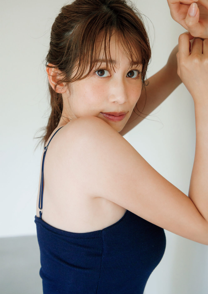 中川安奈 ©菊地泰久／集英社