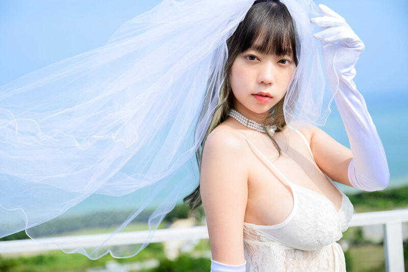 青山ひかる ©AiconiQ Pictures