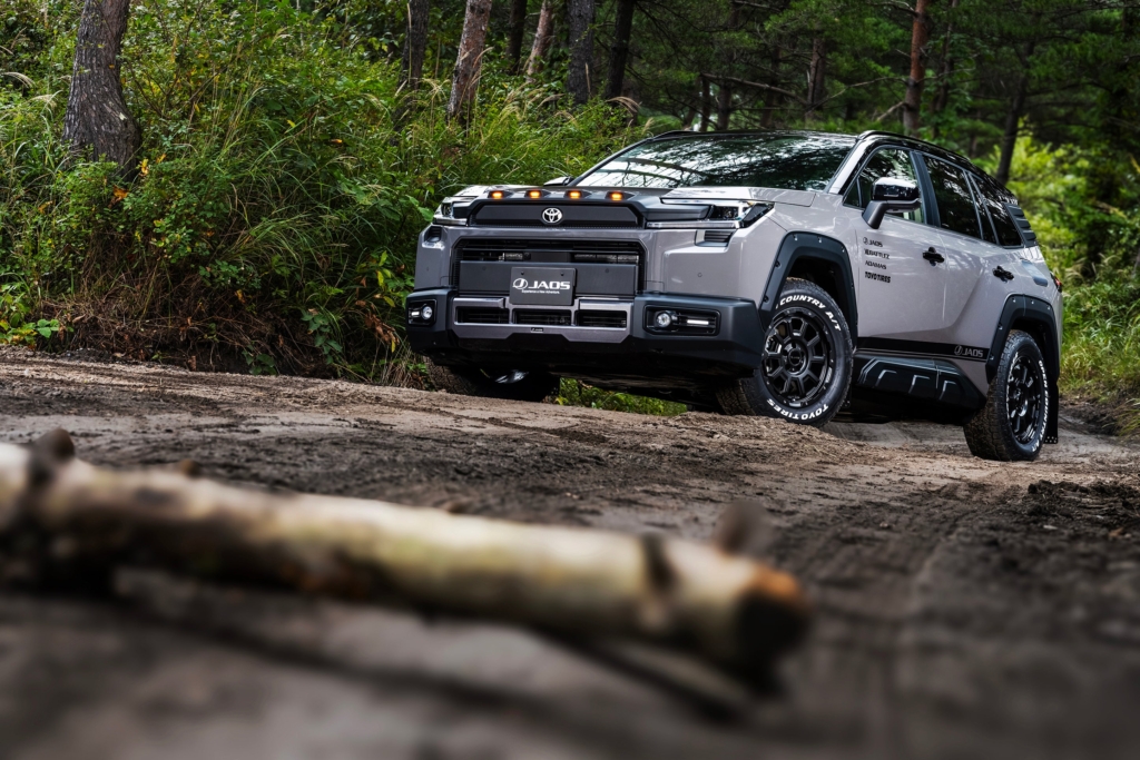 JAOSからトヨタ 新型RAV4 Adventure用 各種パーツリリース - ラブすぽ