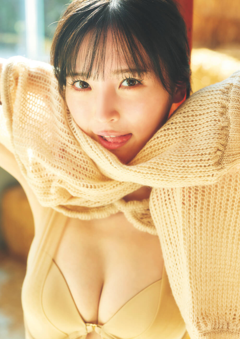 由良ゆら ©高橋慶佑/集英社