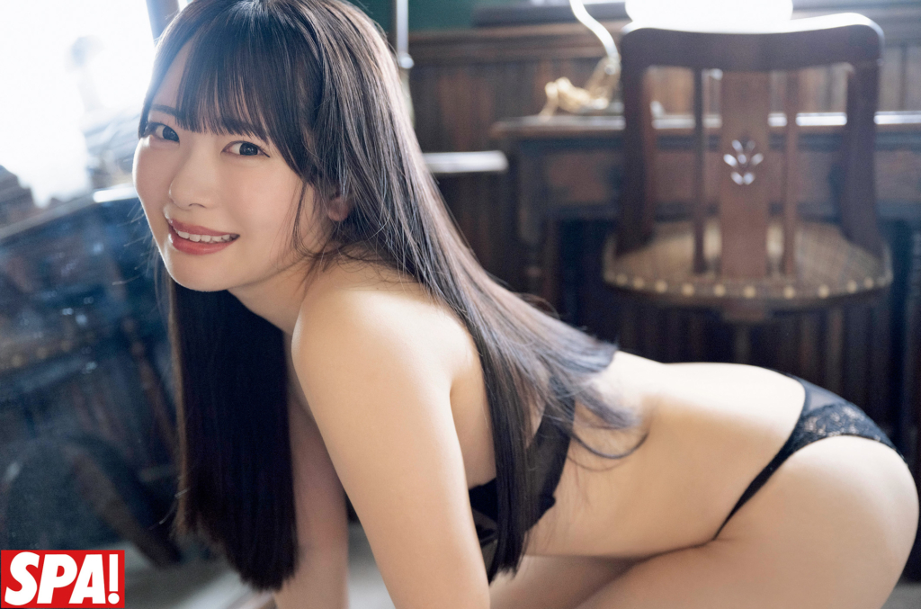 桜井もも 撮影／武田敏将、ヘアメイク／mahiro、スタイリング／鮎川恵子