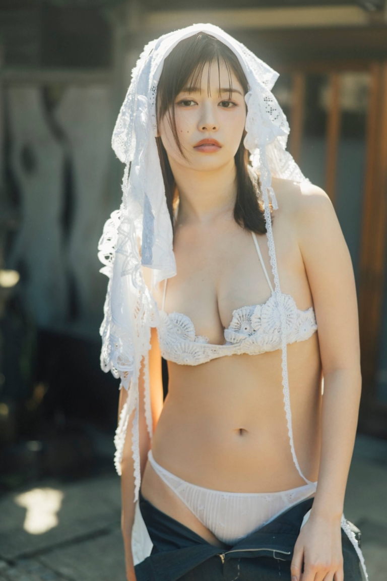 「BLT MONSTER Round 8」（東京ニュース通信社刊）撮影／横山マサト