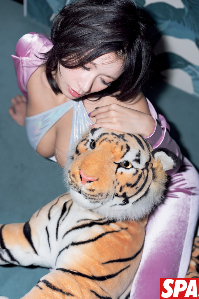 山田あい ©撮影／唐木貴央　ヘアメイク／新井祐美子 スタイリング／設楽和代