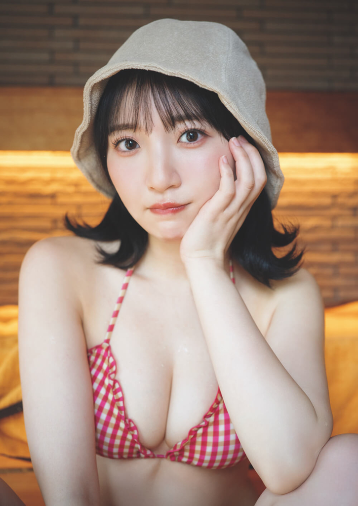 豊田萌絵 ©藤原宏/集英社