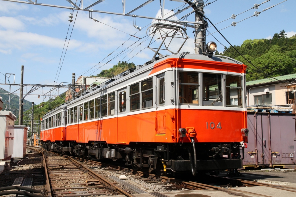 鉄道部品　箱根登山鉄道　100形　引退　 方向板　試・回　ヘッドマーク　小田急 箱根登山電車100形車両 引退記念企画 第1弾「純金フリーきっぷ