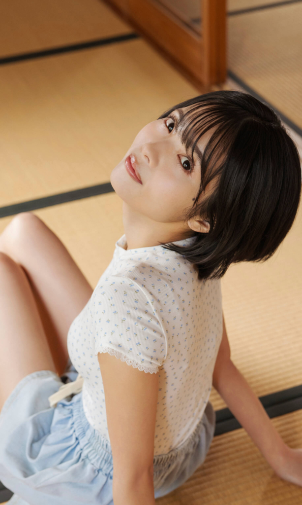 天野聡美 © HIROKAZU／集英社