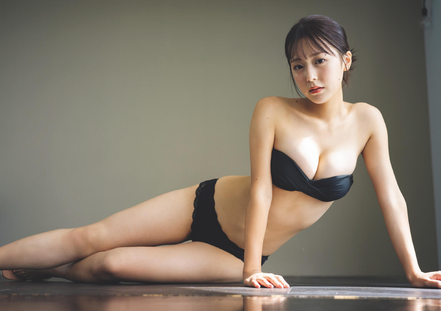 古川 杏 ©HIROKAZU／集英社