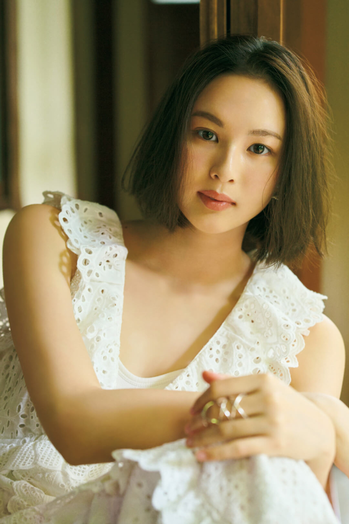 白河れい(C)光文社/週刊FLASH 写真◎熊木優(io)