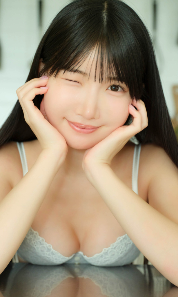 五百木いお © 市川秀明／集英社