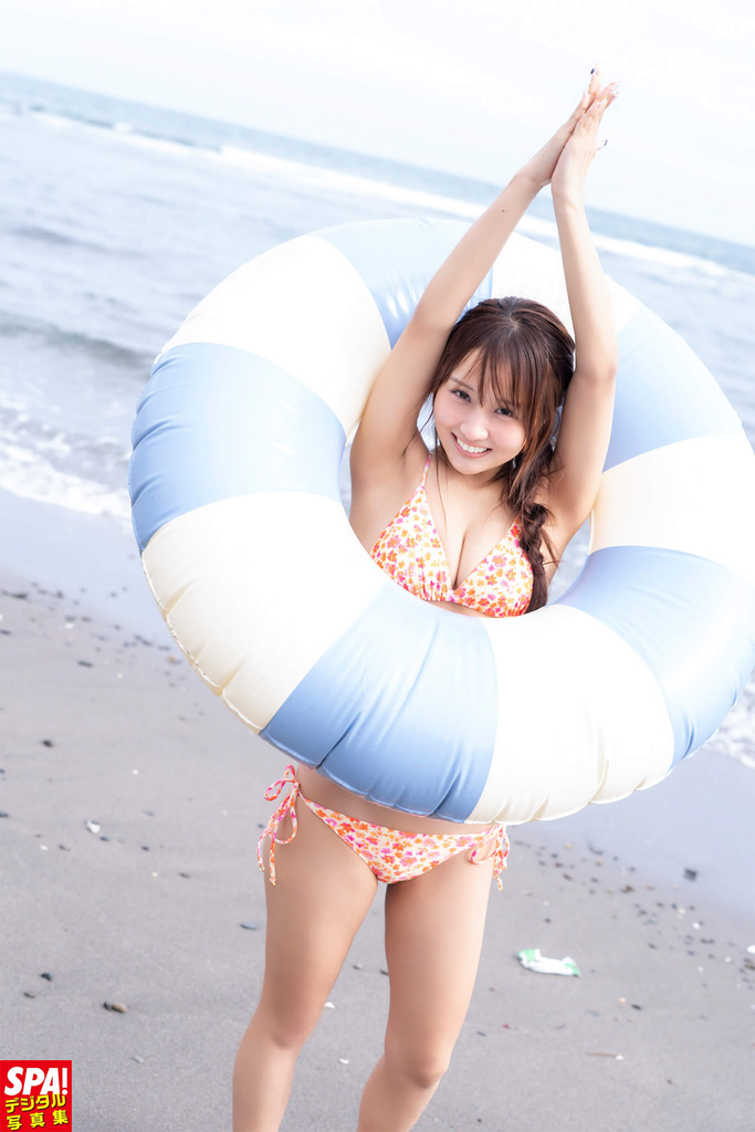 森脇梨々夏 ©佐藤佑一／扶桑社