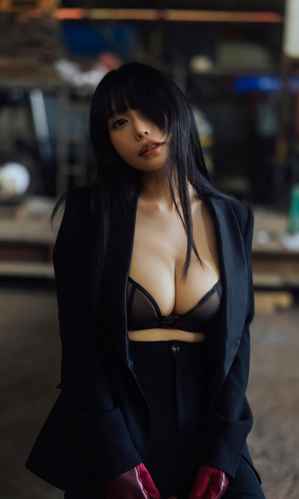SHACHI © 横山マサト／集英社