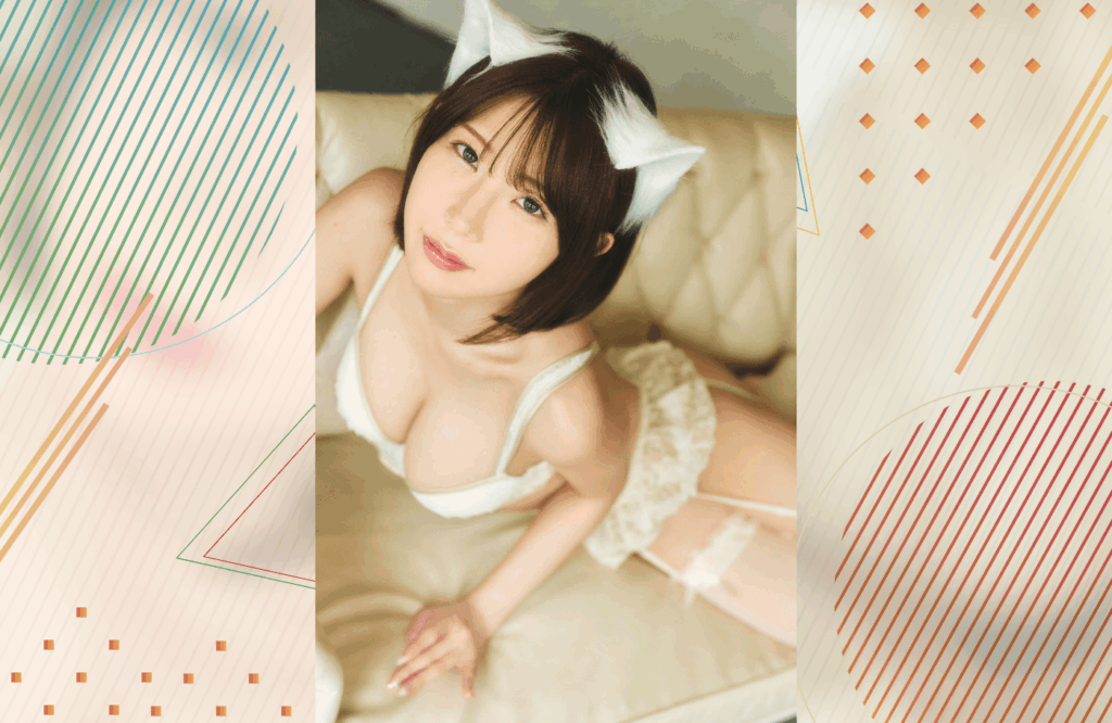 コスプレイヤー・桃田うたが『FLASH』初登場！ケモ耳セクシーなグラビア披露♡